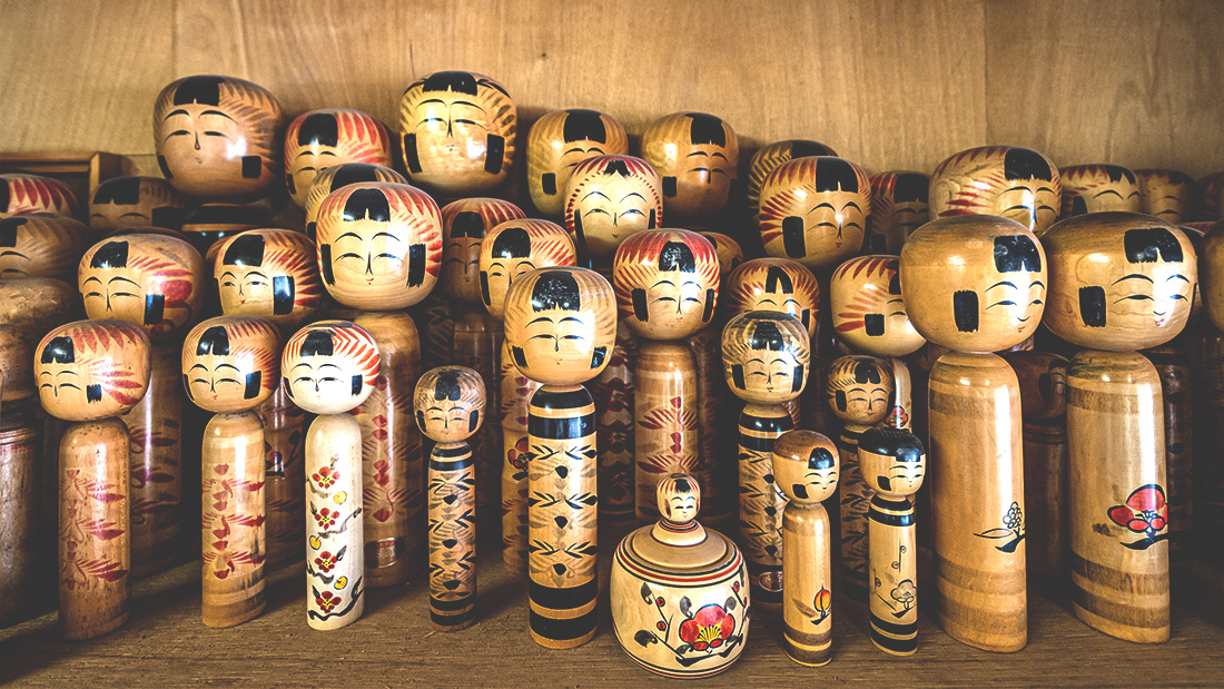 hobi-unik-mengumpulkan-boneka-kokeshi